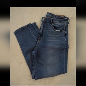 American Eagle Mom Jean Size 8